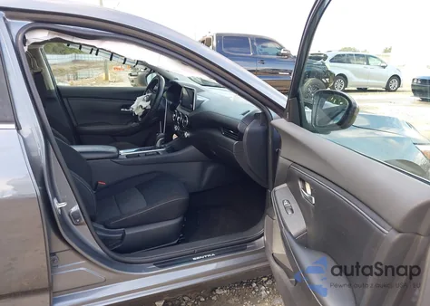 2021 Nissan Sentra Sv Xtronic Cvt z USA, uszkodzony, nr VIN 3N1AB8CV9MY219011